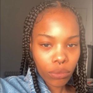 Meet your Posher, Ali